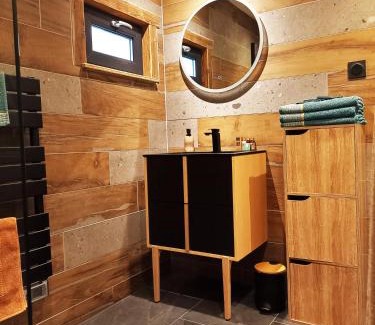 Gerardmer Ski Chalet | "Le Cabanon cendré" petit chalet cosy au coeur de Gérardmer