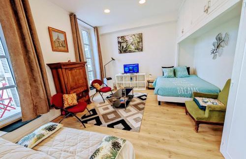 Poitiers Apartment | Le Castille d'Or Elégant, en face de l'Hôtel de Ville