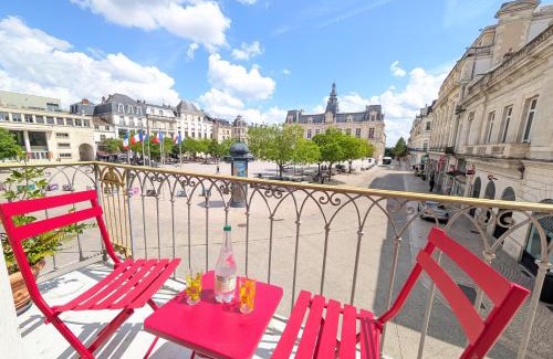 Poitiers Apartment | Le Castille d'Or Elégant, en face de l'Hôtel de Ville