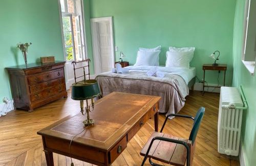 Villiers-Saint-Benoit House | Le Château du Fort Villiers-Saint-Benoît