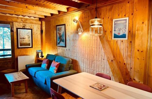 Puyvalador Ski Chalet | Le Chalet Cosy - 2 chambres - MÉNAGE INCLUS