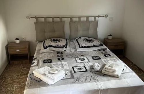 Verfeuil Ski Chalet | Le Chalet de Jean