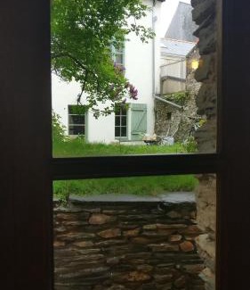 Downtown Angers Apartment | Le Clos De La Bouteille