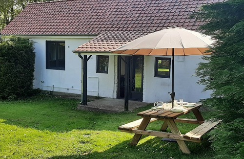 Cavron-Saint-Martin Cottage | Le Clos Saint Martin, charming gîte - 14 pers- Chic countryside 35mn from the sea