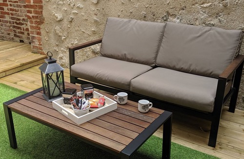 Blois Apartment | Le Cocon de Blois 1 bedroom apartment Cheverny with private terrace
