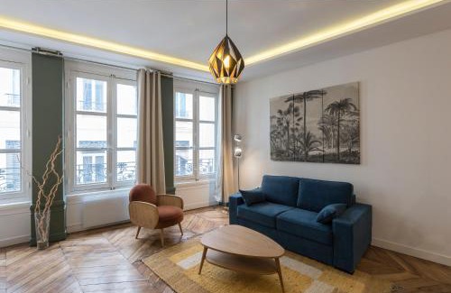 Bellecour - Hotel Dieu Apartment | Le Confident - Grand T2 au coeur de Lyon