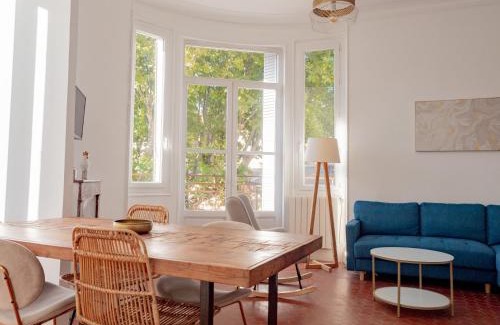 Orange Apartment | Le CosyChic - Appartement élégant en centre ville