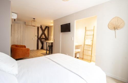 Bourges Apartment | LE COURSARLON