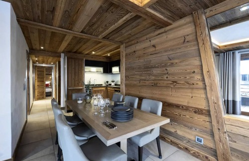 Chamonix City Centre Apartment | Le Cristal de Jade Residence* - MGM Hotels & Residences - 4 Room Apartment 8 People