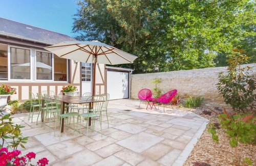 Courseulles-sur-Mer House | Le Cyclamen by Interhome