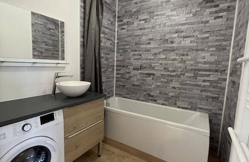 Noyen-sur-Sarthe Apartment | Le Dalhia - Campagne - 8p - Rêve au Mans