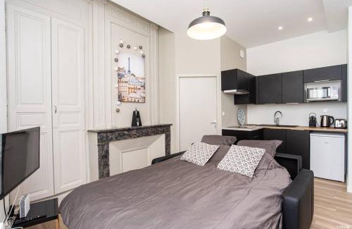 Agen Apartment | LE DANDY - T2 CENTRE HISTORIQUE