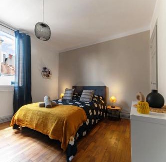 Cœur de Ville Apartment | Le Desbrest - Appartement calme et lumineux en centre ville