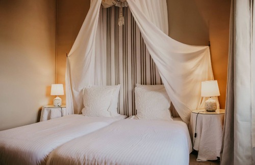 Bernac House | Le Domaine de la Monestarié Charm, elegance and scents of Tuscany