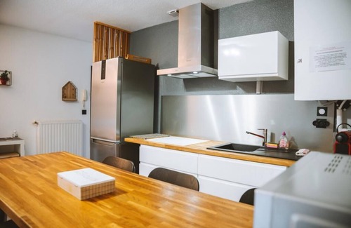 Tournon-sur-Rhone Bed & Breakfast | LE DRÔMARDÈCHOIS * Self-catering cottage in Ardèche/ECOLODGITE