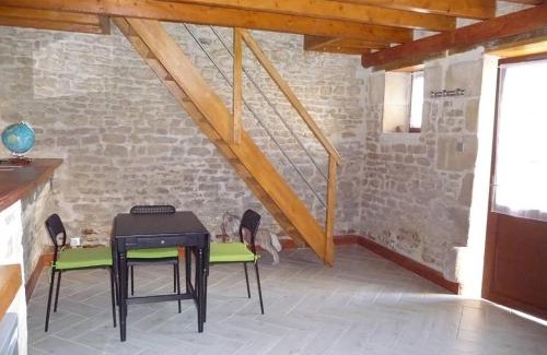 Saint-Georges-les-Baillargeaux House | Le Haut Fontaine : gîte 4/5 pers. ou site entier 9 pers