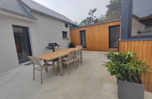 Saint-Come-du-Mont House | Le Gîte De Daisy