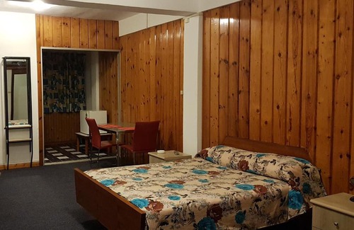 Quatre Bornes Hotel | Le Gavnor