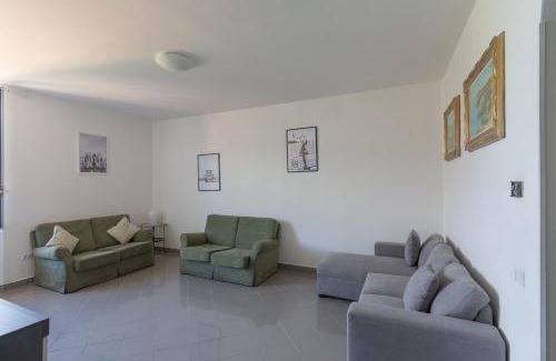 Le Grazie Apartment | Le Grazie 2 bedroom sea view apartment