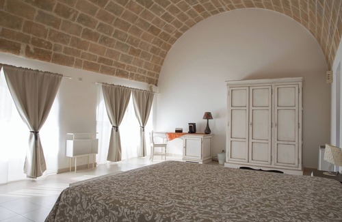 Castellaneta Other | Le Grotte di Sileno Farmhouse. The magic of the real Apulian Experience.