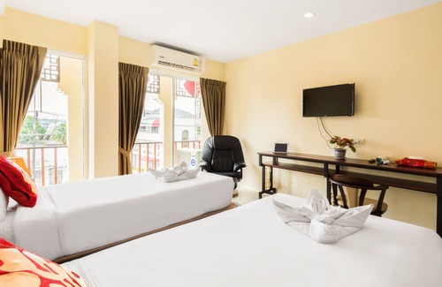 Talat Yai Hotel | Le Hua