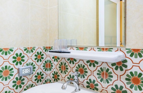 Talat Yai Hotel | Le Hua