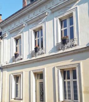 Amboise House | Le Huis Clos