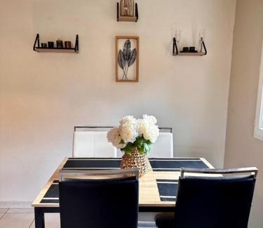 Grasse Apartment | Le jardin des senteurs - 2 pièces avec jardin