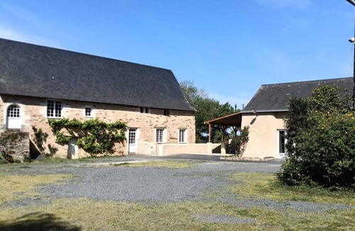Chambellay House | Le manoir de Beauregard, authentic 15th century manor house from Anjou: 10 bedrooms and swimming pool
