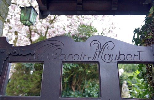 Chimay House | Le Manoir de Maubert
