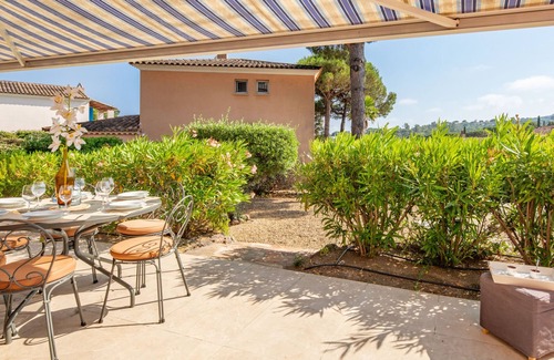 Les Issambres House | Le Mas d'Esquière 5 by Interhome