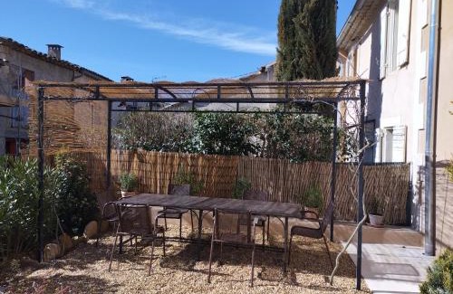 Roussillon House | Le mas de Roussillon