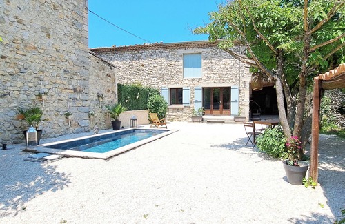Sainte-Jalle House | Le mazet Sainte-Jalle en Provence, heated swimming pool, enclosed garden, bbq