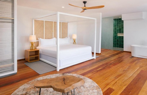 Michamvi Hotel | Le Mersenne Premium Water Villas