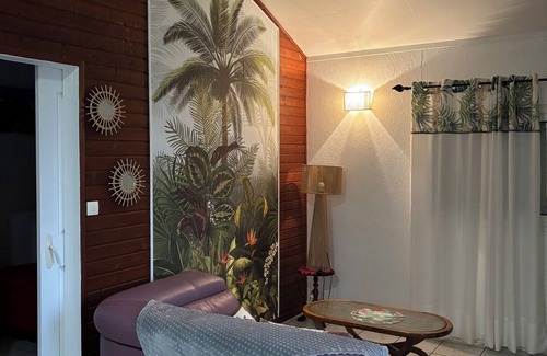 Les Avirons Ski Chalet | Le NID chalet classė 3* between sea and mountains