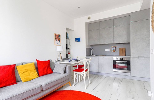 Nice Apartment | Le Palais du Vieux Port by Interhome