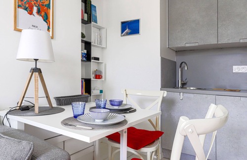 Nice Apartment | Le Palais du Vieux Port by Interhome