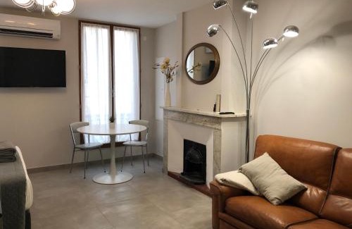 Sete Apartment | Le Petit Bijou Sète, 4 appartements au centre ville, 3 avec vue canal