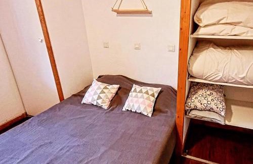 Besse-et-Saint-Anastaise Apartment | le petit chambourguet