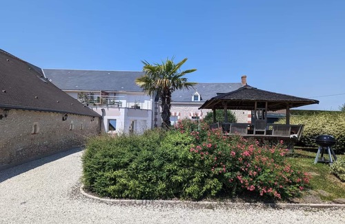 Saint-Georges-sur-Cher House | Le Petit Villeneuve, Gîte 15 p Proche Zoo de Beauval et Châteaux de la Loire