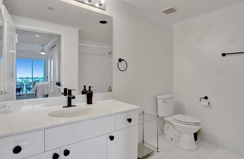 Eastern Shores Condo | Le Petit Italie ,Water view 2/2 with pool