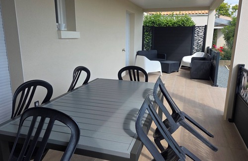 La Bree-les-Bains House | LE PETIT PARADIS Very spacious house with lovely garden terrace