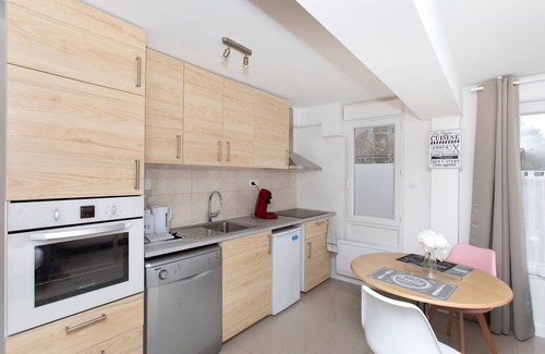 Brionne Apartment | Le Petit Pont - Charmant Studio à Brionne