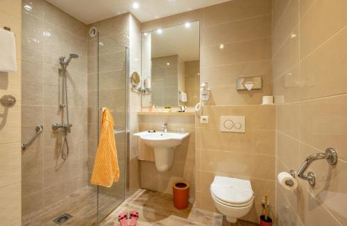 Sainte-Maxime City Centre Hotel | Le Petit Prince