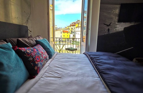 Jean-Medecin Hotel | Le Petit Trianon et Le Charme des Suites