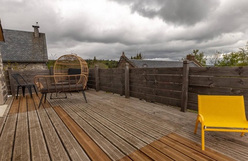 Saint-Victor-la-Riviere House | Le phénix - SAINT VICTOR LA RIVIERE