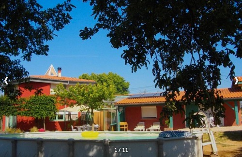 Estibeaux House | Le Pied à Terre – Cosy Holiday Home with Pool and Pyrenees View in Estibeaux