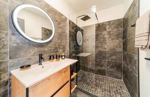 Saint-Denis Apartment | Le point de vue Studio saint Denis