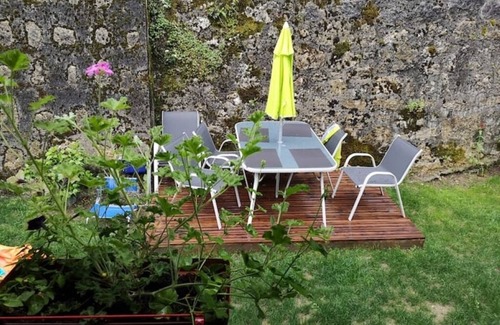 Conjux Apartment | ✨Le Portougais, chalet, Savoy's Little Venice