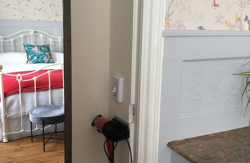 Passais-Villages Bed & Breakfast | Le Presbytère Chambre D'hôtes